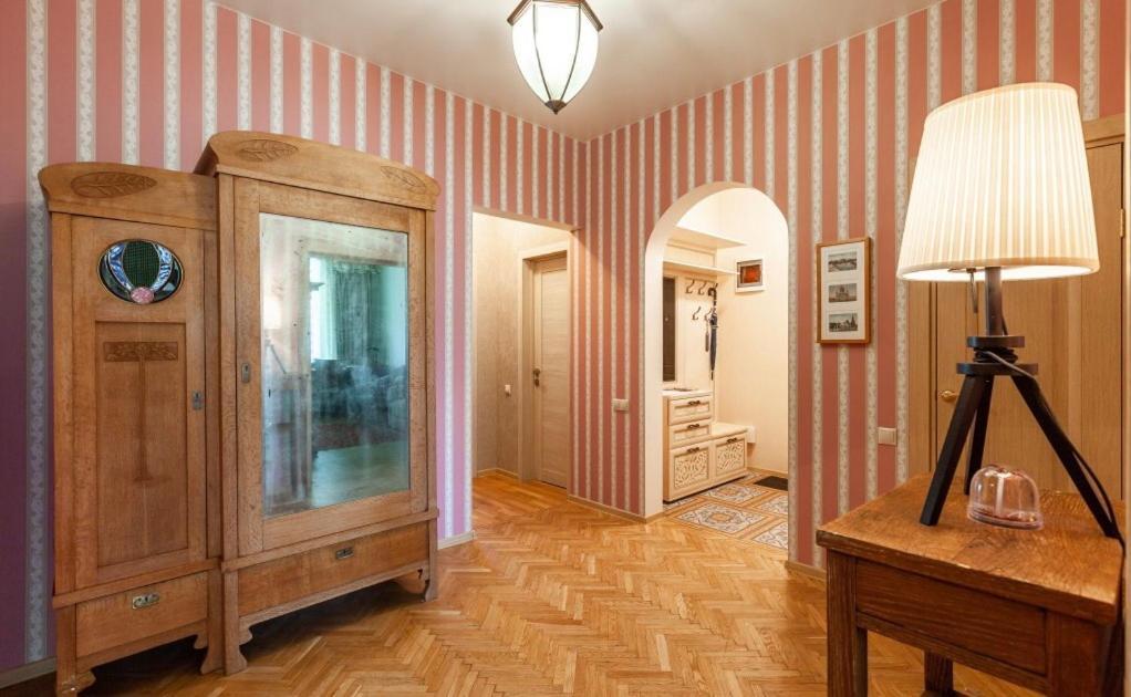 Kropotkinskaya Apartment モスクワ エクステリア 写真